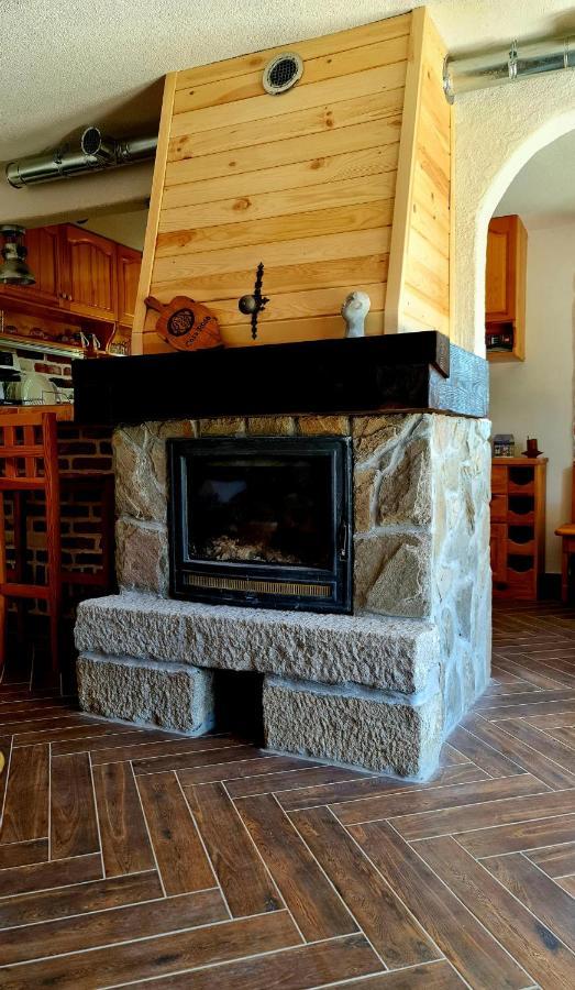 Къща За Гости Каза Роза - Swiss Style Chalet Casa Rosa Guest House Kyustendil Ngoại thất bức ảnh