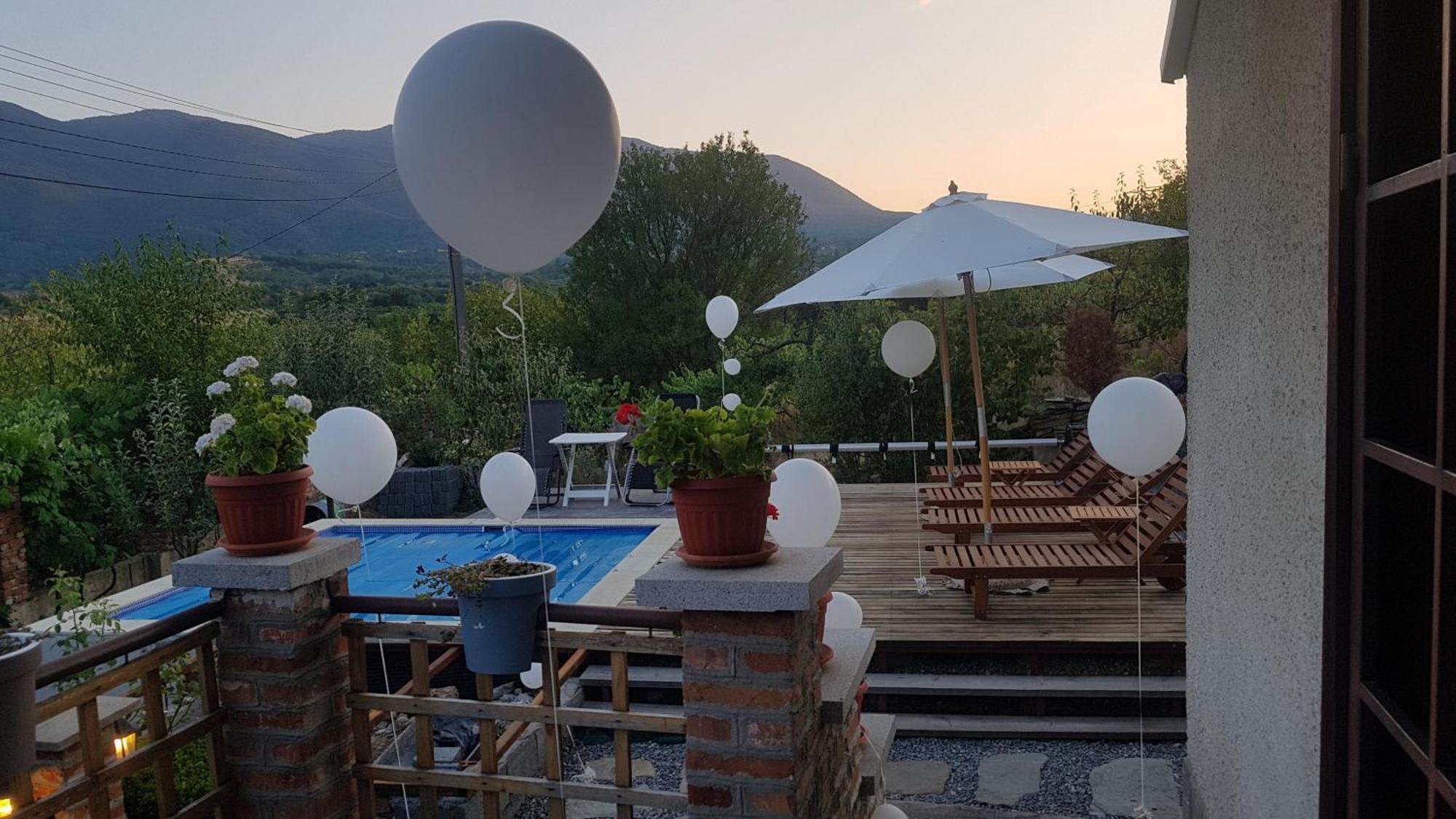 Къща За Гости Каза Роза - Swiss Style Chalet Casa Rosa Guest House Kyustendil Phòng bức ảnh